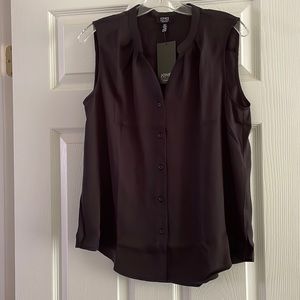 NWTJones New York Signature sleeveless blouse.